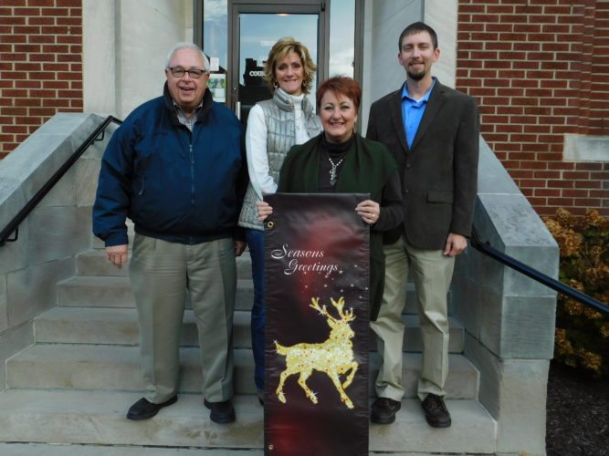 St. Clairsville Decks the Streets | News, Sports, Jobs - The Intelligencer